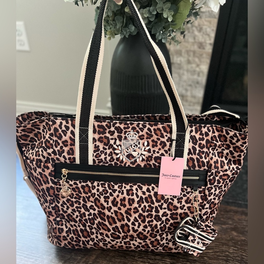 🐆🎀*NWT* Juicy Couture Prep School Weekender Tote🎀🐆